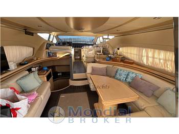 Ferretti 550