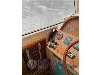 Mochi Craft 44 Dolphin