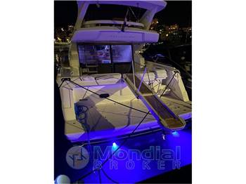 Ferretti 550
