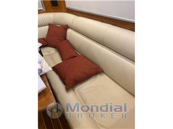 Riviera 40 Fly
