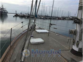 Benetti Sail Division MOTOVELIERO