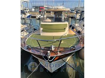 Cantieri Tirrenia Viveur 28 Cabin