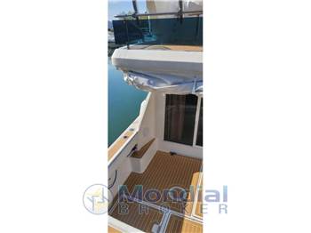 Tiara Yachts 360 Fly