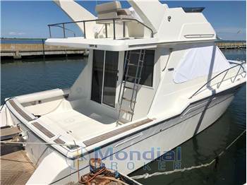 Tiara Yachts 360 Fly