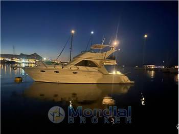 Tiara Yachts 360 Fly