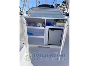 Wellcraft Marine SCARAB 35 SPORT CUDDY
