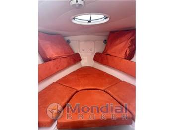 Wellcraft Marine SCARAB 35 SPORT CUDDY