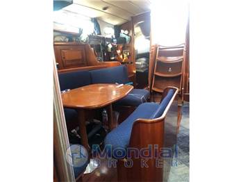 Beneteau Oceanis clipper 423