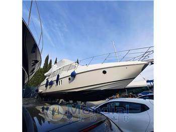 Azimut AZ 55