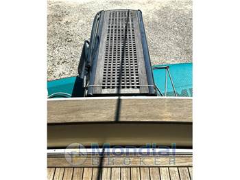 Portofino Marine 37 FLY
