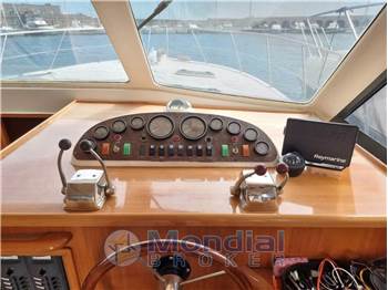 Riviera Marine 43 Flybridge