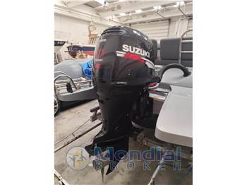 Marshall Marshall M670