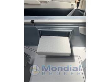 Ranieri International Cayman 33 Excutive