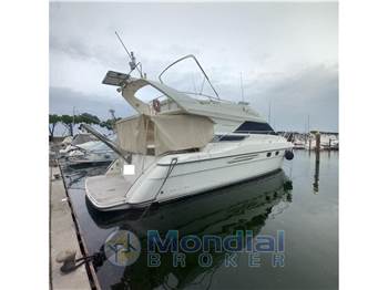 Princess Yachts 440 Fly