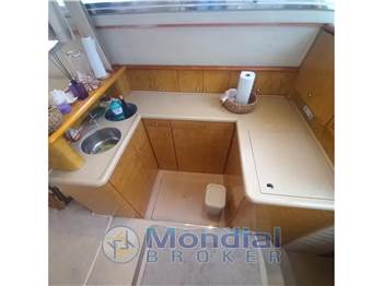 Princess Yachts 440 Fly