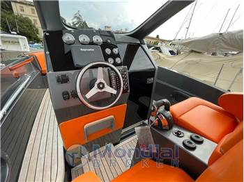 Albatro International 32 Open FB