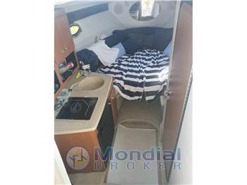 Crownline 270 CR