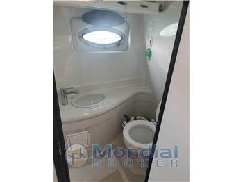 Crownline 270 CR