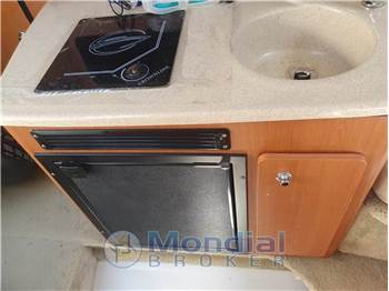 Crownline 270 CR