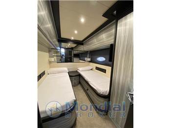 Pershing Pershing 76