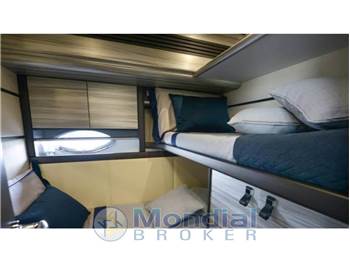 Pershing Pershing 76