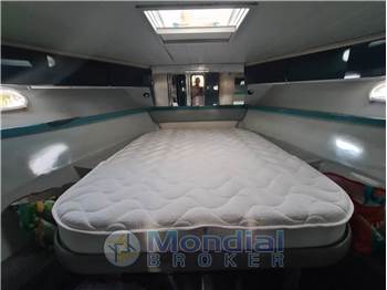 Ferretti Yachts ALTURA 46/49