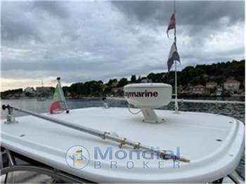 Boston Whaler BOSTON 305 CONQUEST