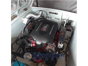 Trimarine 770  Cabin