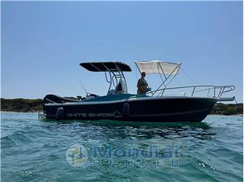 White Shark 215