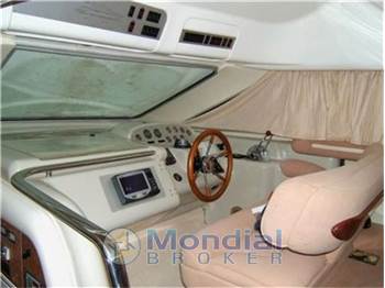 Sealine F44