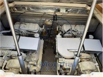 Fairline 42