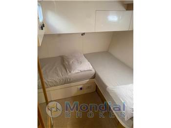 Fairline 42