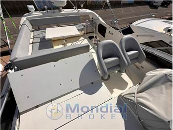 Astondoa 44