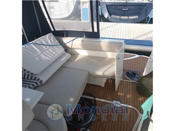 Larson Boats LARSON 310 CABRIO