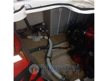 Larson Boats LARSON 310 CABRIO