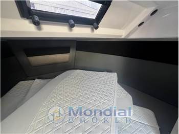 Ranieri International Next 285 LX