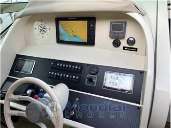 Cantieri di Sarnico Maxim 55