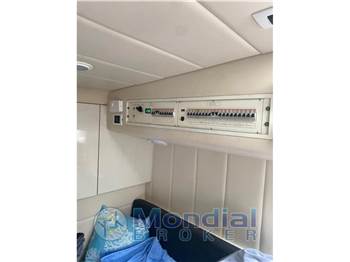 Baia ONE 43 FORCE