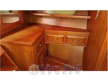 Edership Trawler 39