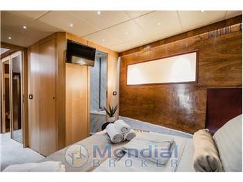 Fashion Yachts 68