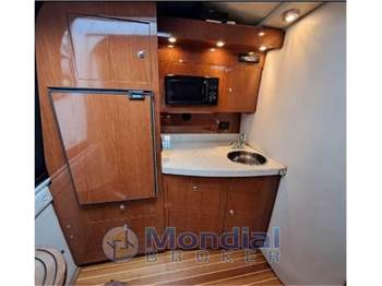 Regal Marine 3760 Commodore