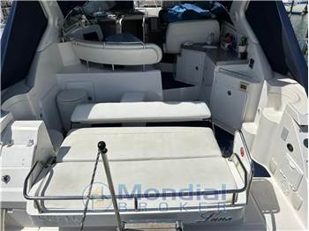 Regal Marine 3760 Commodore