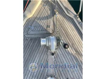 Hallberg Rassy HR 352