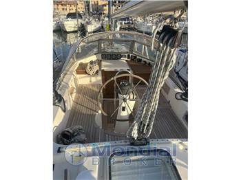 Hallberg Rassy HR 352