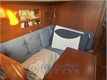 Hallberg Rassy HR 352