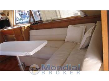 Bertram Yacht 37' Convertible