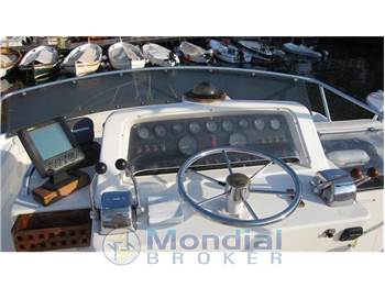 Bertram Yacht 37' Convertible