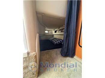 Crownline 315 SCR