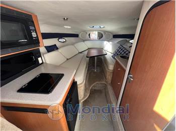 Crownline 315 SCR