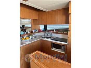 Ferretti Yachts FERRETTI 592
